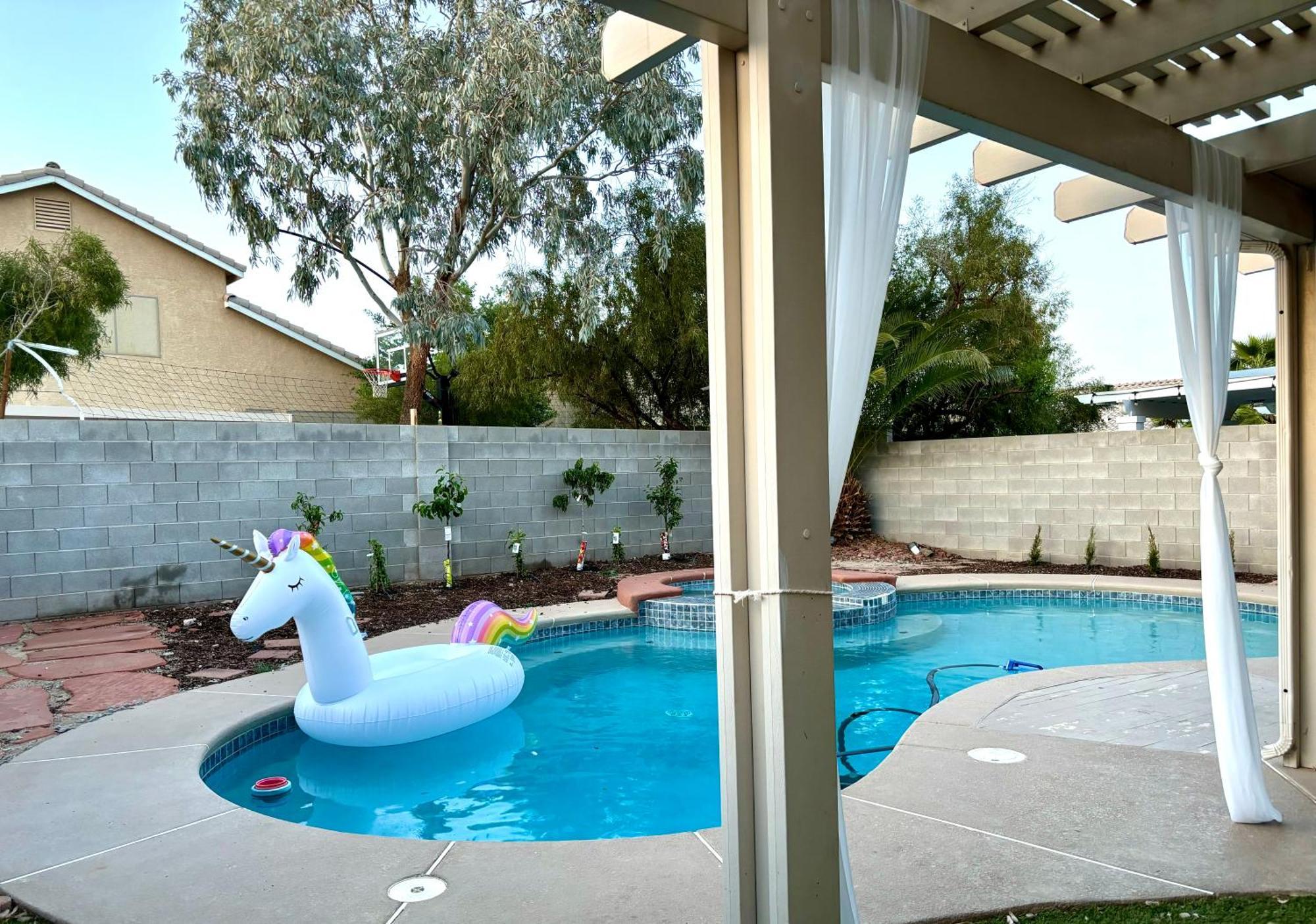 Modern Home In Las Vegas Near Strip With Pool And Jacuzzi エクステリア 写真